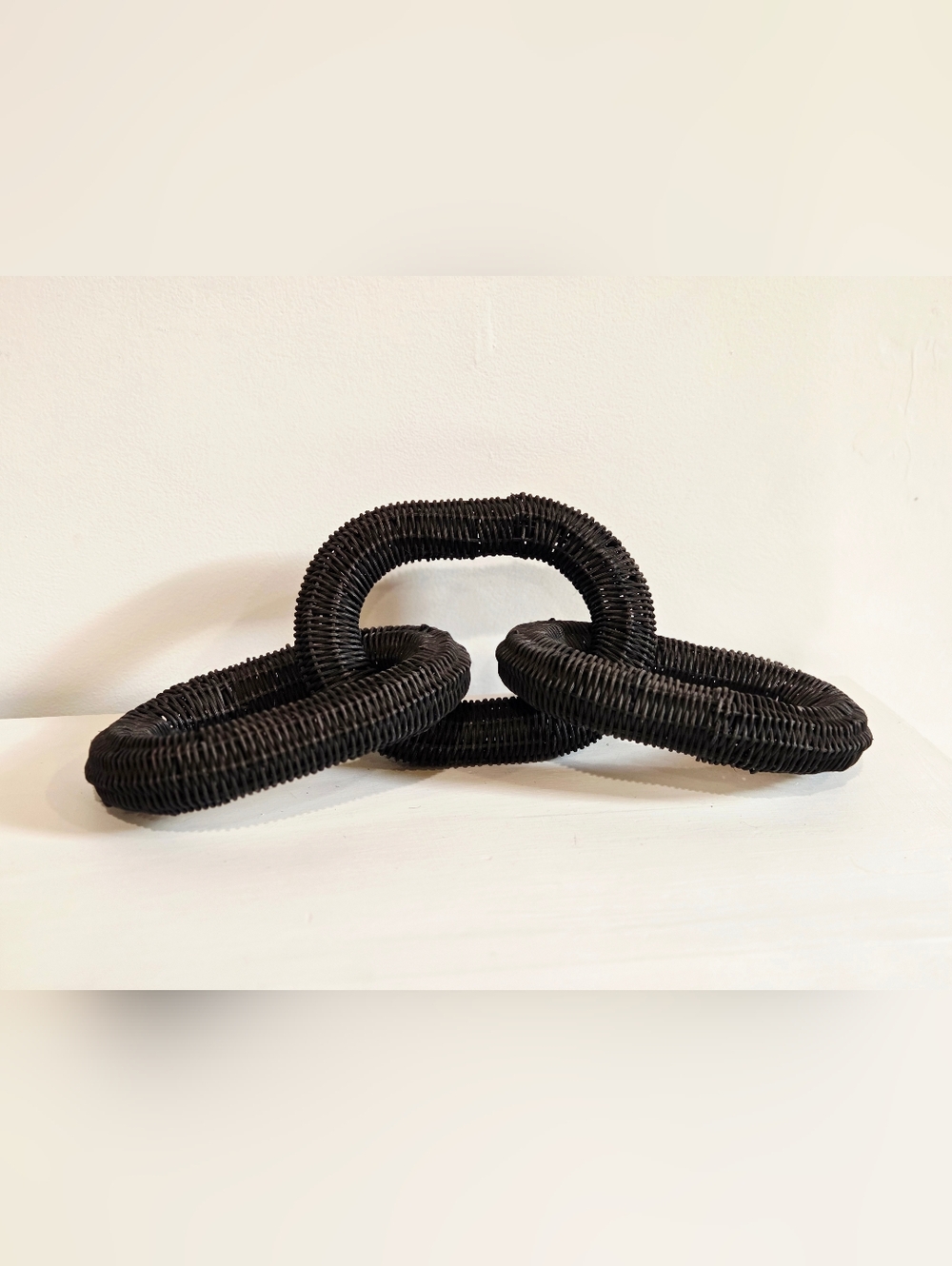 Mud Pie 17" Black Rattan Chain Link Decor - 3 Links